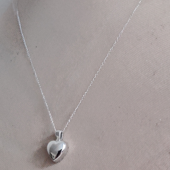 Solid 14K White Gold Puffed Heart Necklace - Picture 3 of 12